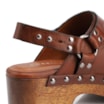 Mule Clog Couro Estonado Marrom - imagem 8