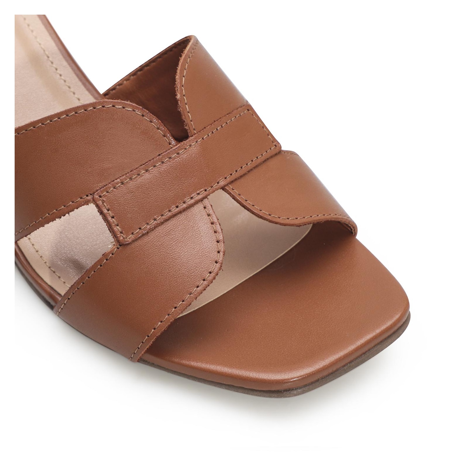 Mule Couro Caramelo