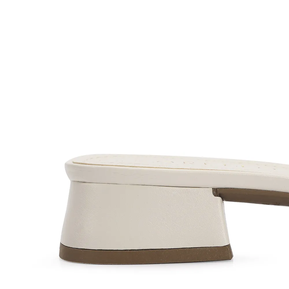 Mule Couro Off White - imagem 8
