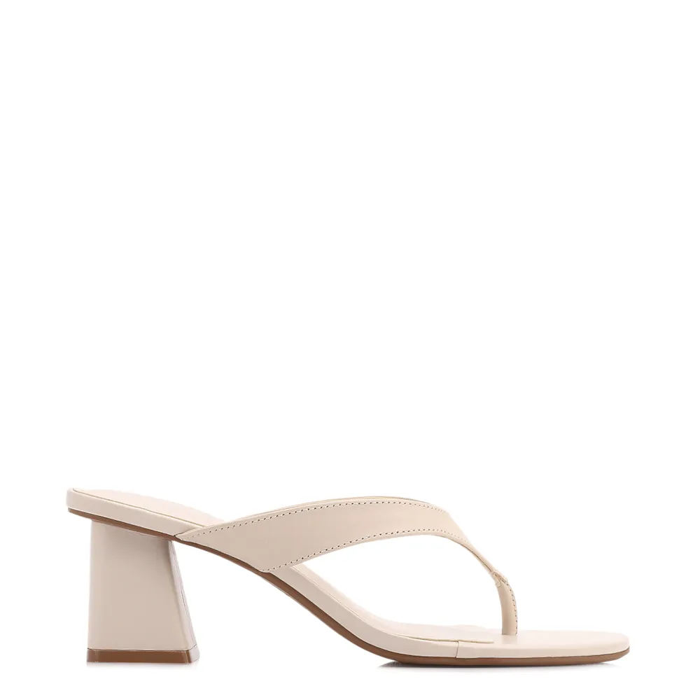Mule Off White  Bloco Médio Couro Tiras Finas - imagem 2
