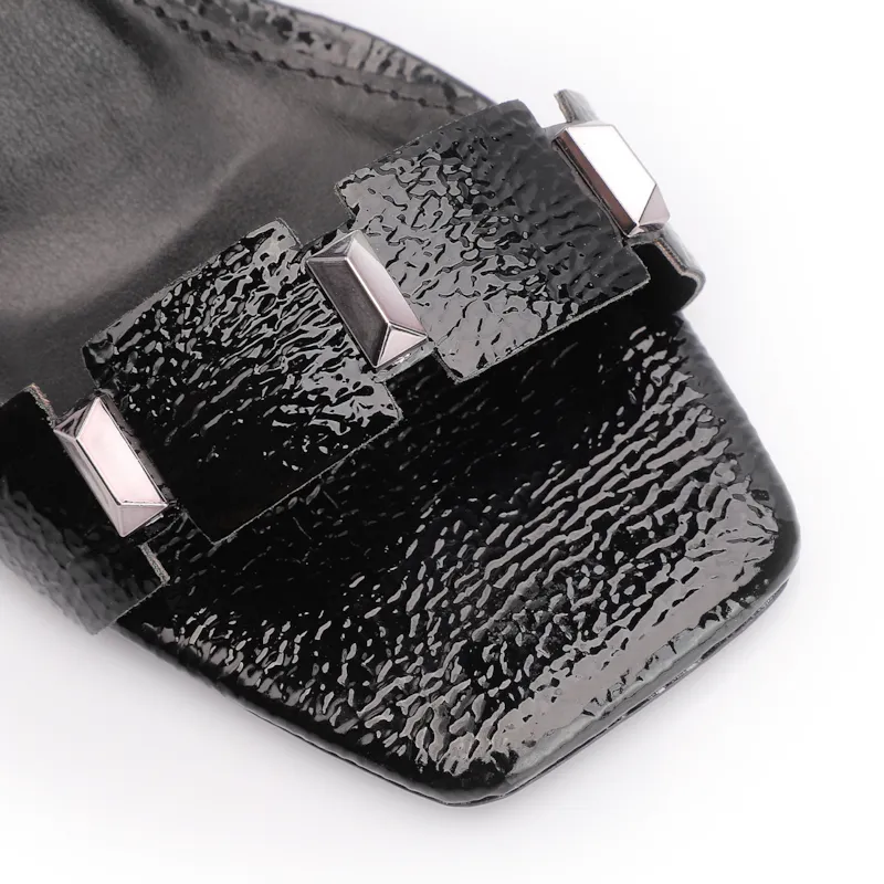Mule Studs Alt Verniz Preto - foto 6