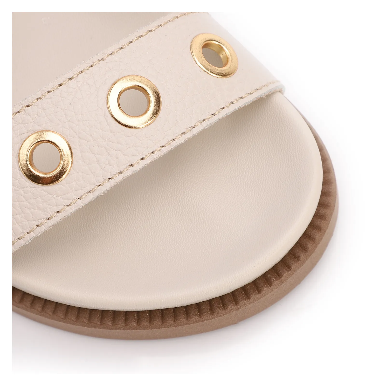 Papete Off White Couro Antique Ilhós Dourado