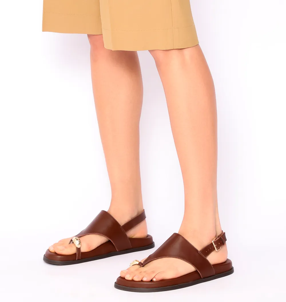 Papete Toe Ring Couro Marrom - imagem 2