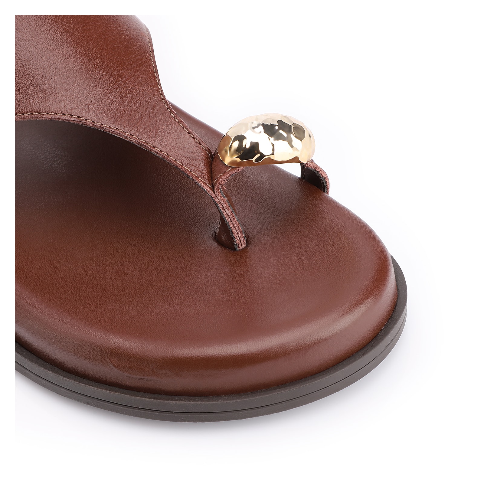 Papete Toe Ring Couro Marrom