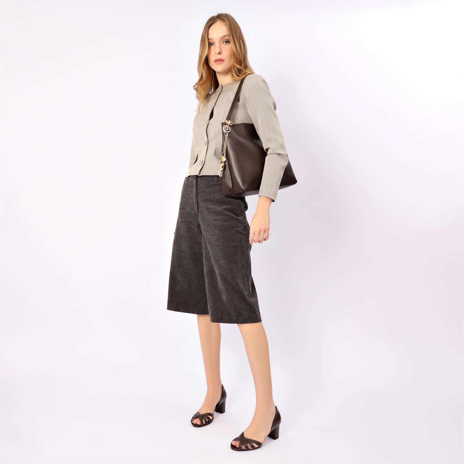 Peep Toe Couro Marrom Escuro