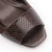 Peep Toe Couro Nobuck Marrom /Alt Python Marrom - imagem 7
