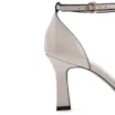 Peep Toe Couro Off White/Alt Preto - imagem 7