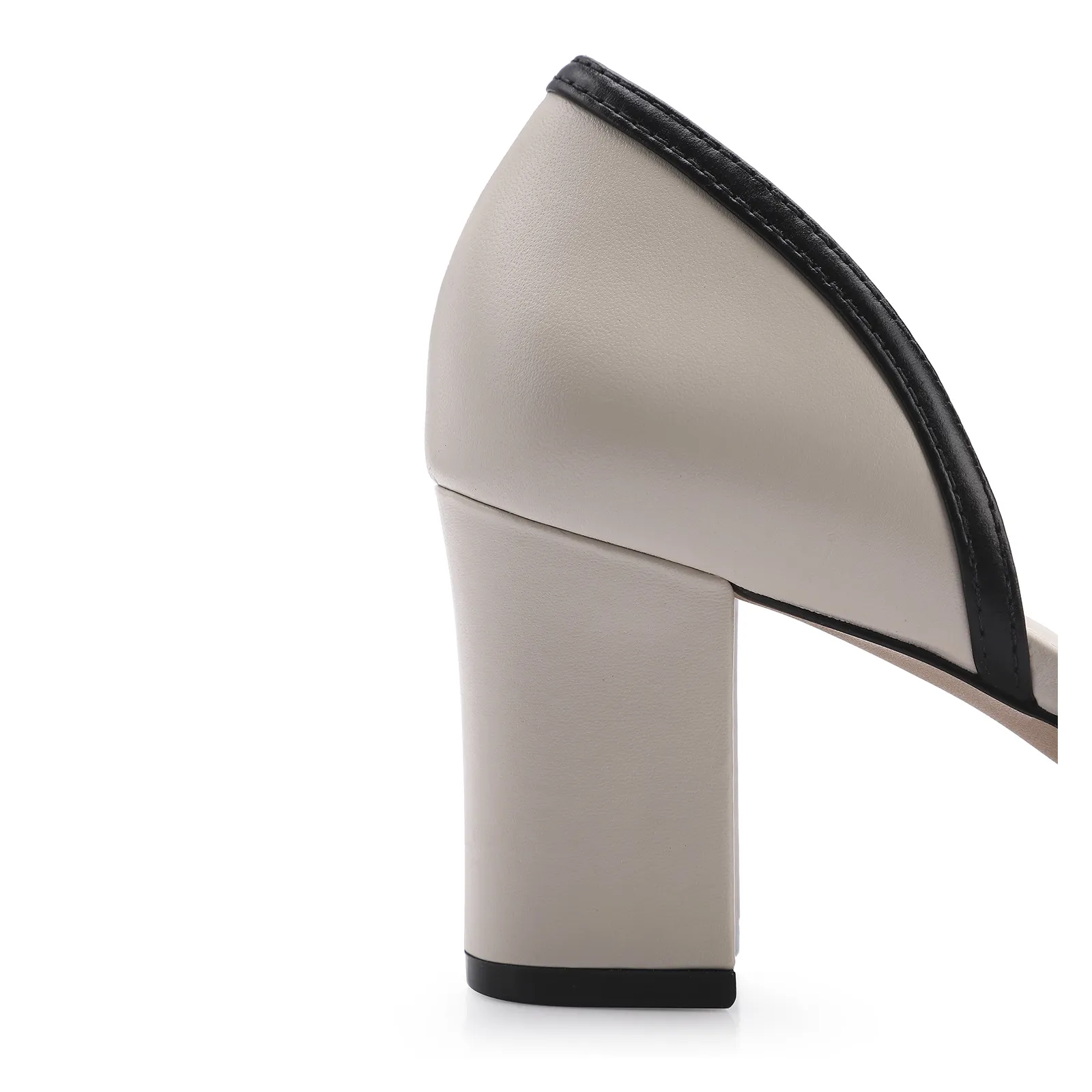Peep Toe Couro Off White/Preto