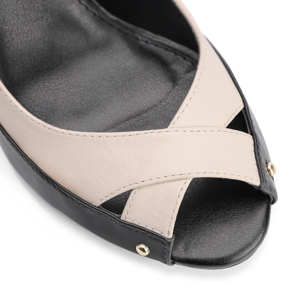 Peep Toe Couro Preto/Off White - imagem 6