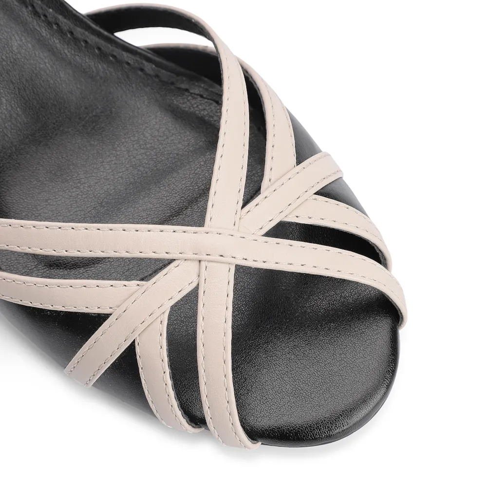 Peep Toe Couro Preto/Off White - imagem 6