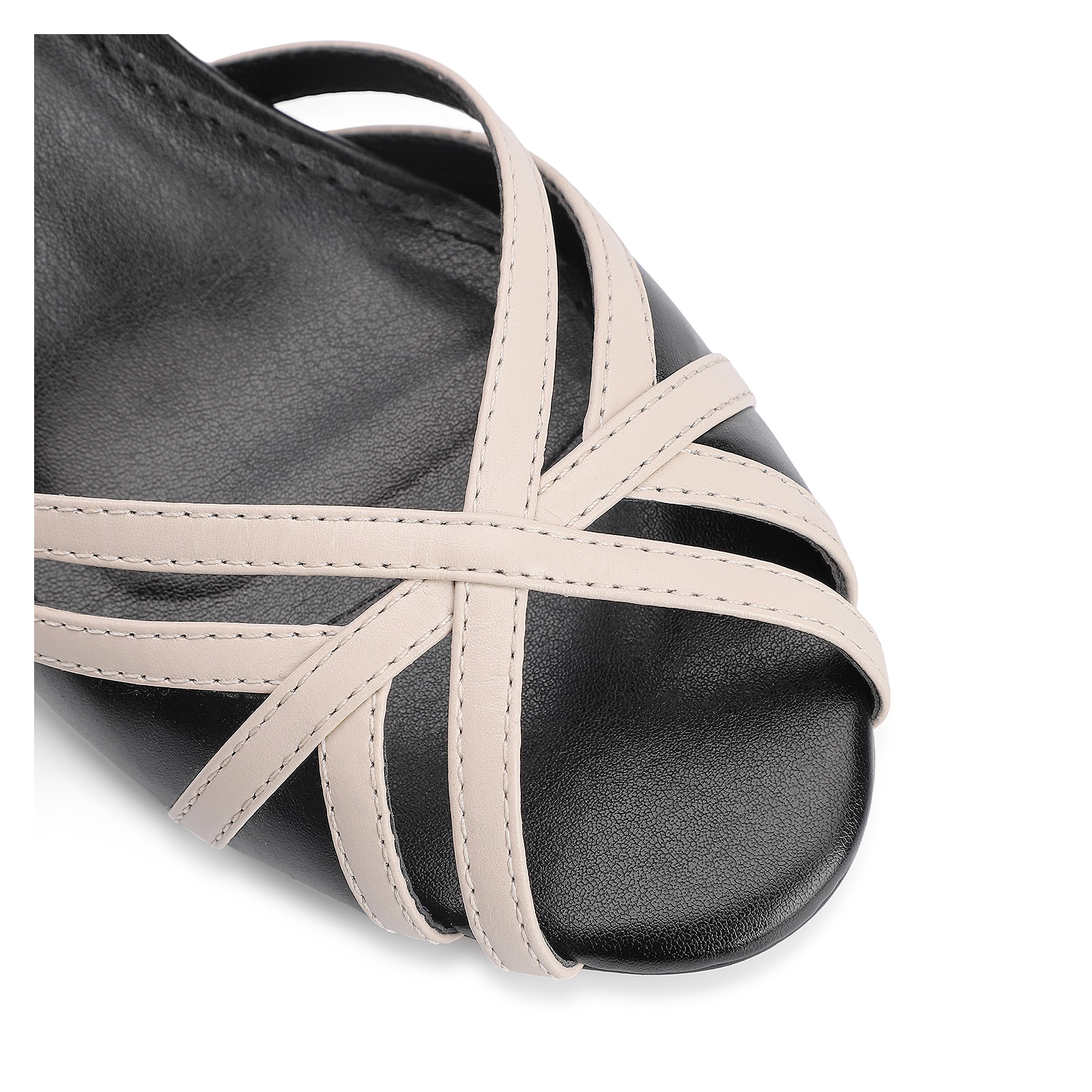 Peep Toe Couro Preto/Off White