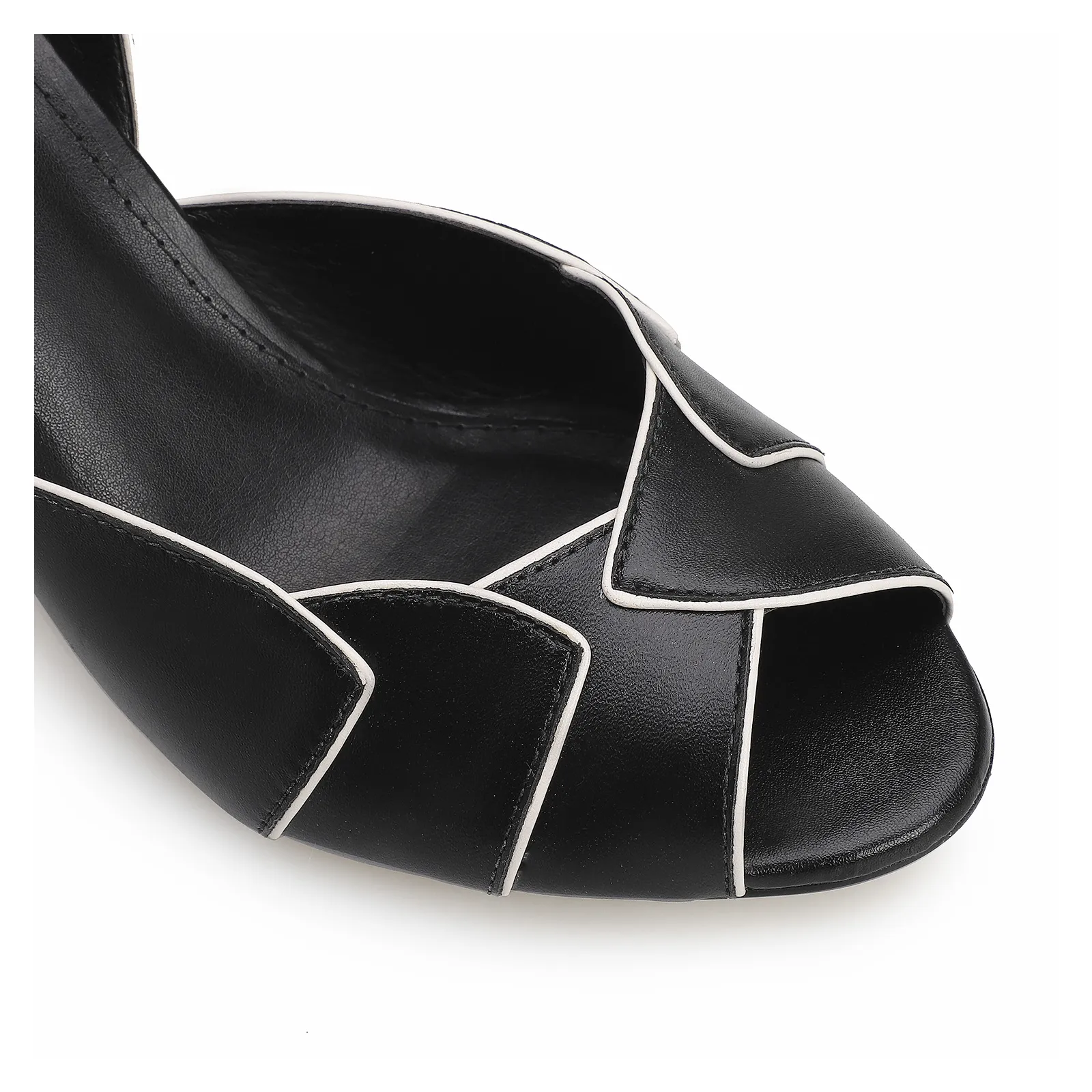 Peep Toe Details Couro Preto