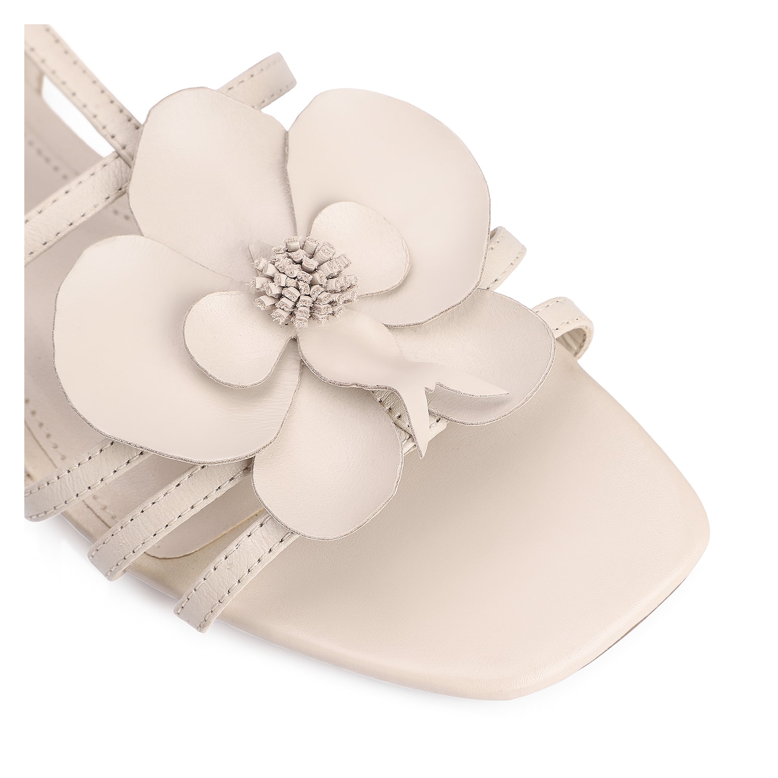 Rasteirinha Flor Couro Off White
