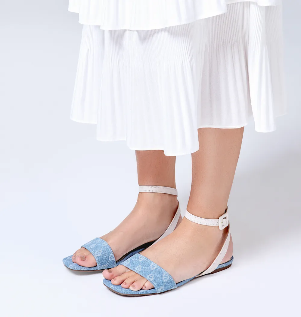 Rasteirinha Jeans Monograma / Couro Off White - imagem 2