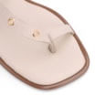 Rasteirinha Off White Couro Antique Ilhos Dourados - imagem 6