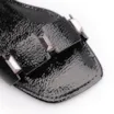 Rasteirinha Studs Alt Verniz Preto - imagem 7