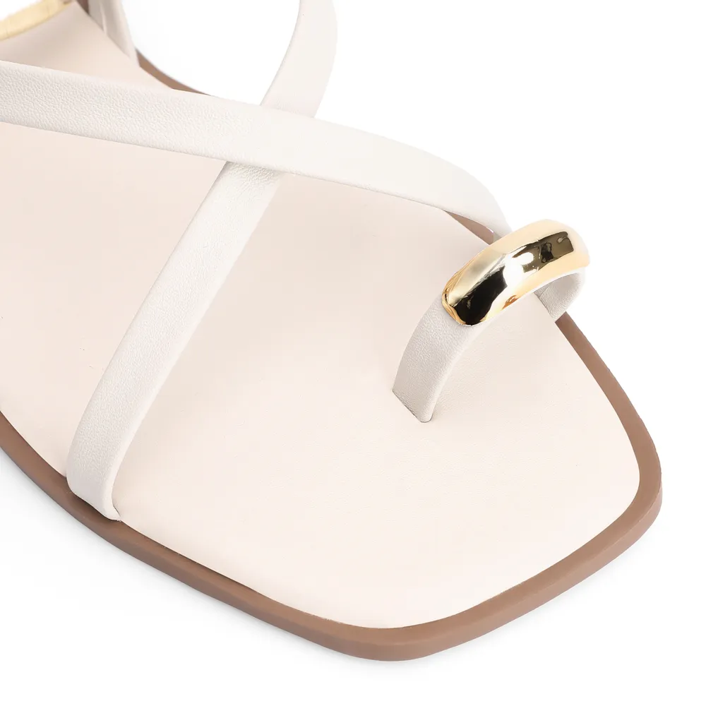 Rasteirinha Toe Ring Alt Off White - imagem 7