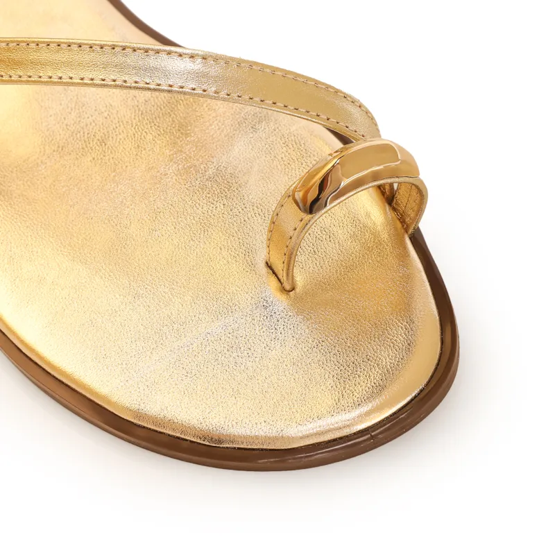Rasteirinha Toe Ring Couro Dourado - foto 6