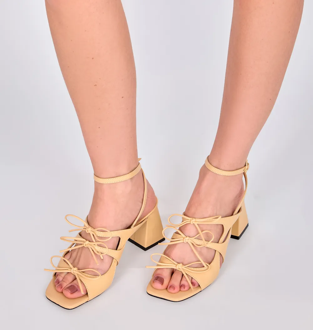 Sandália Couro Amarelo - imagem 2