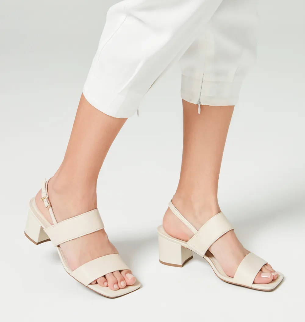 Sandália Couro Off White - imagem 2