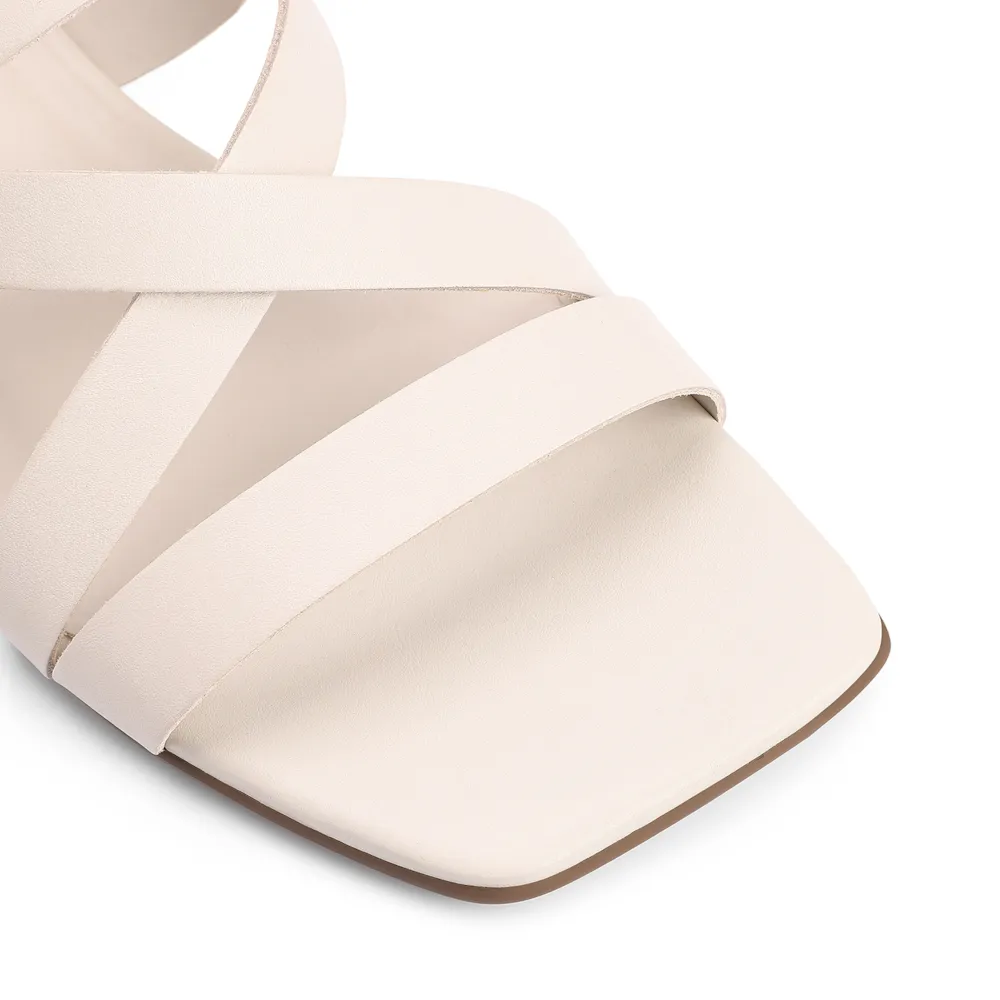 Sandália Couro Off White - imagem 6