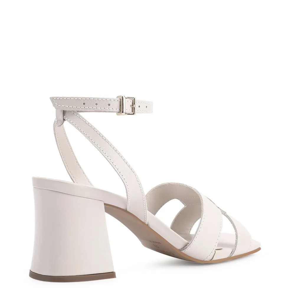 Sandália Couro Off White - imagem 3
