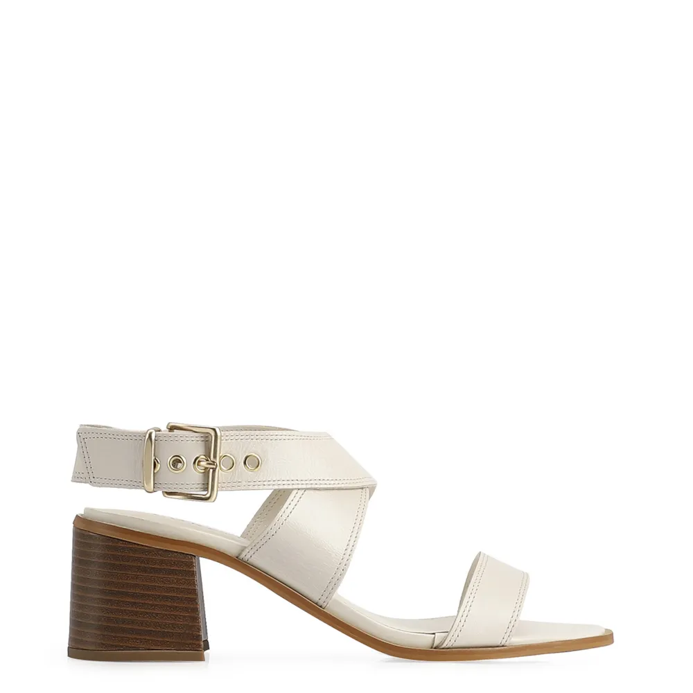 Sandália Couro Off White - imagem 2