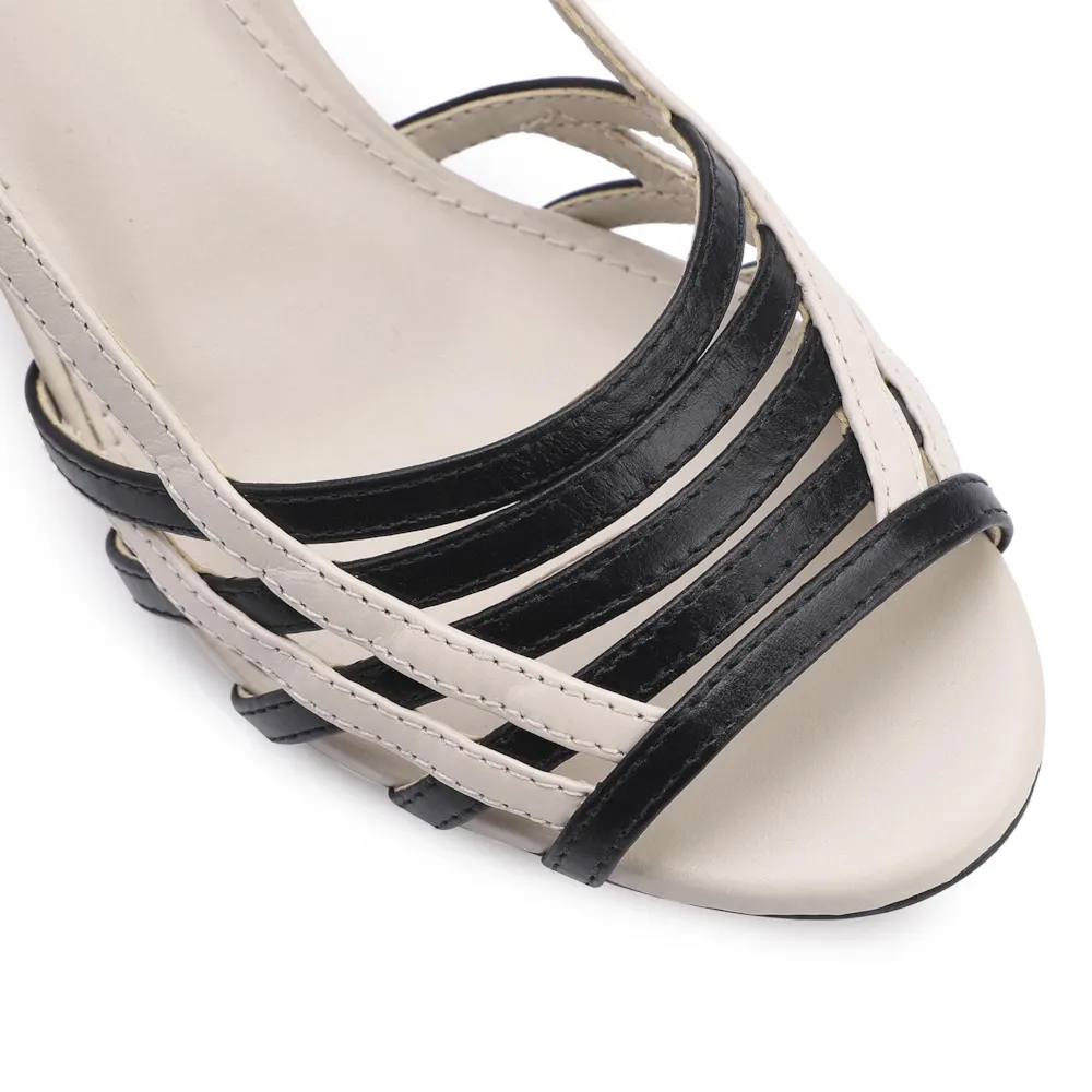 Sandália Couro Off White/Preto - imagem 6