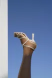 Sandália Feminina Tiras Couro Off White - imagem 7