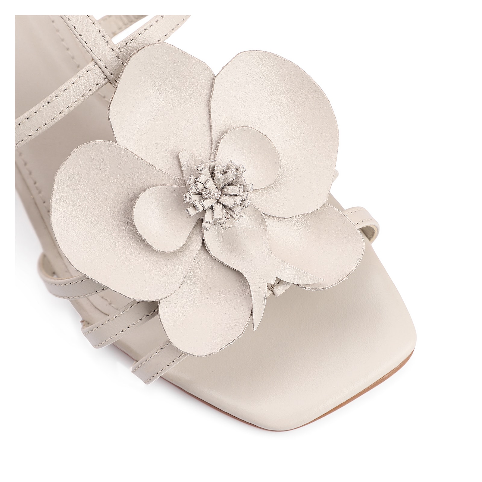 Sandália Flor Couro Off White