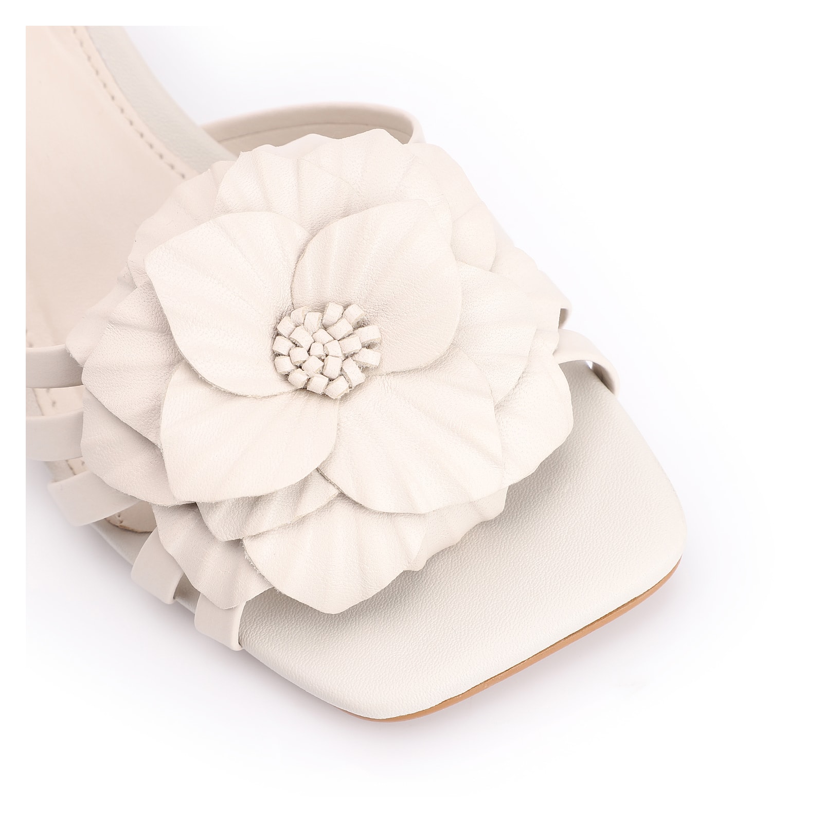 Sandália Flor Couro Off White/Alt Off White
