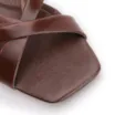 Sandália Marrom Salto Bloco Baixo Couro Tiras Transpassadas - imagem 6