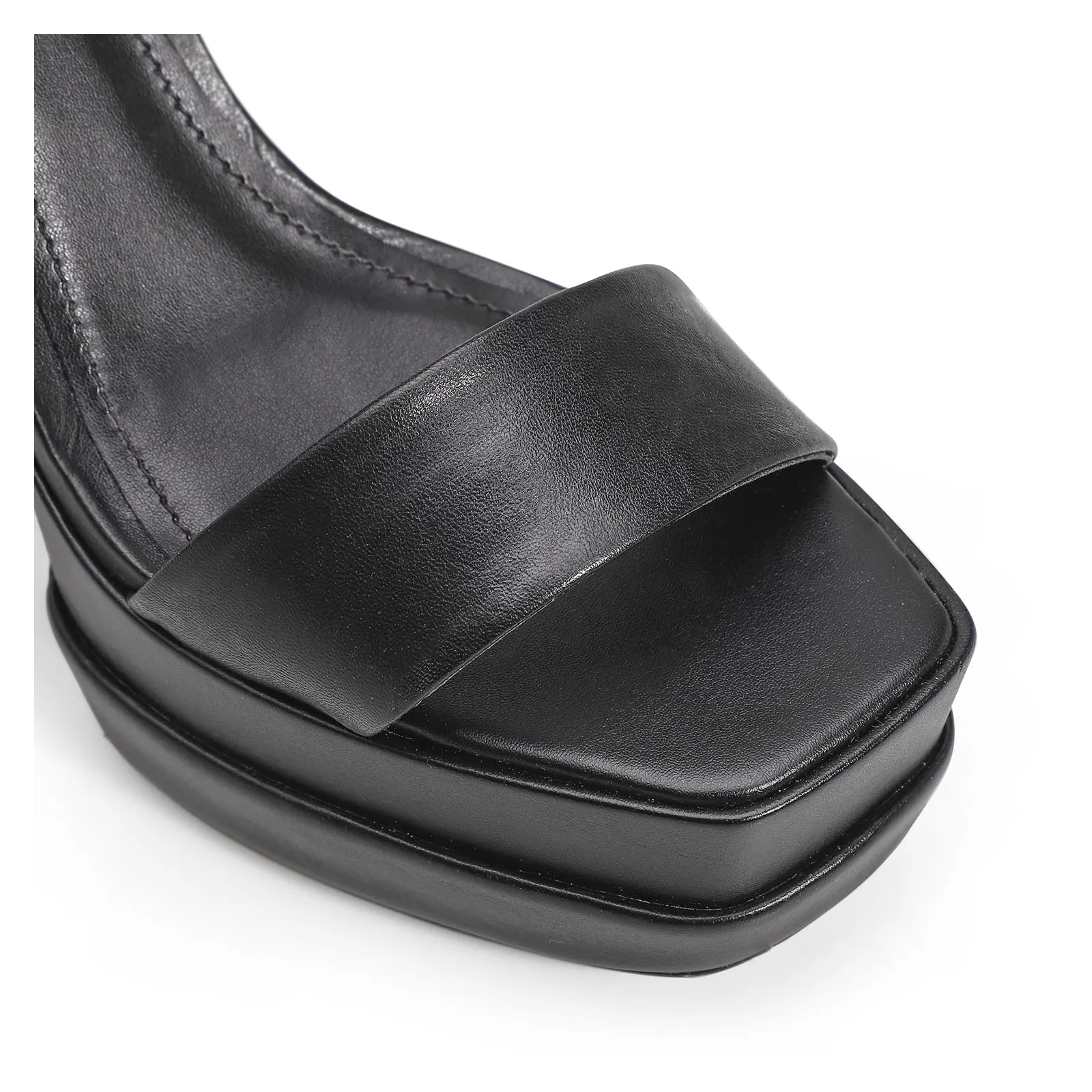 Sandália Meia Pata Inês Couro Preto