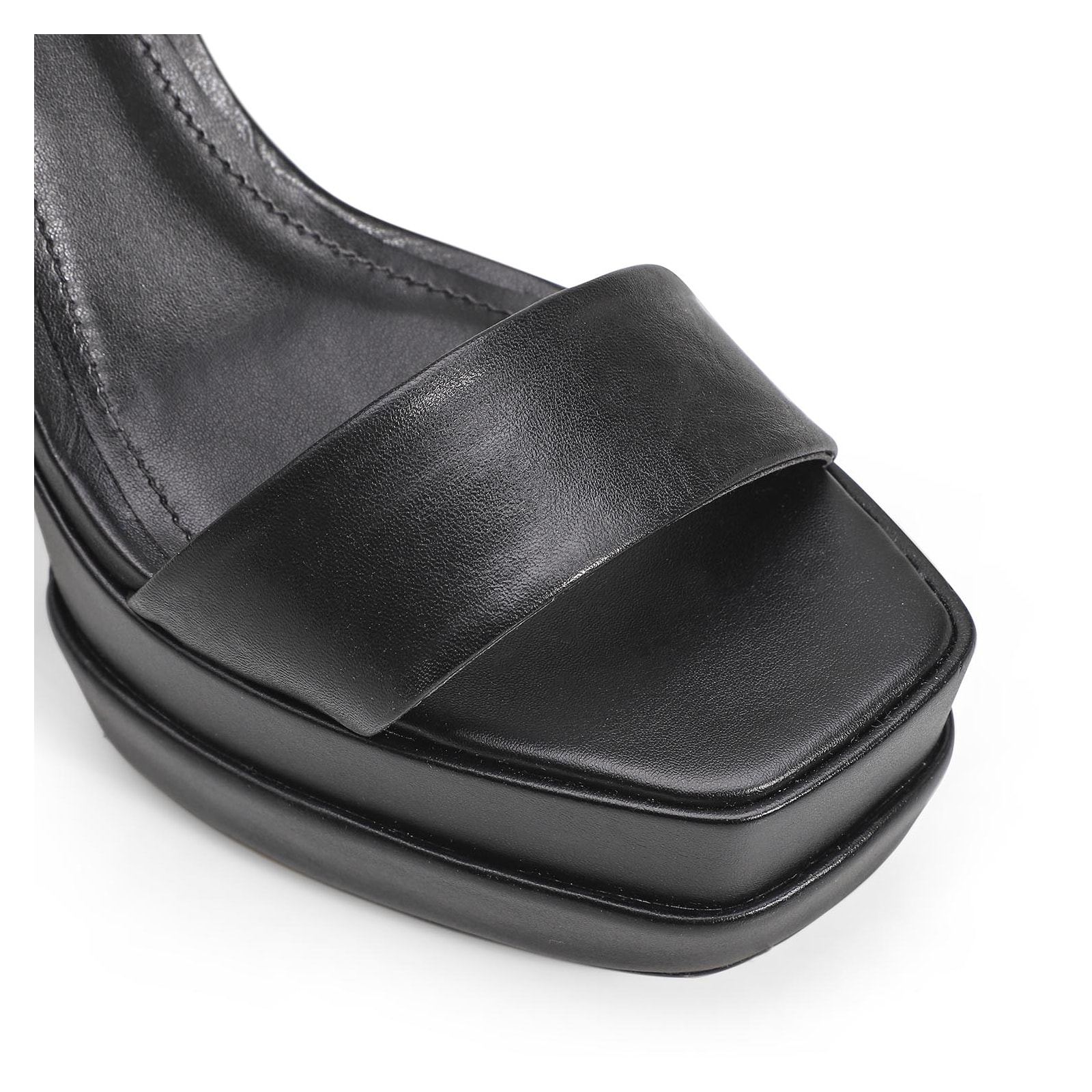 Sandália Meia Pata Inês Couro Preto