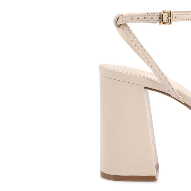 Sandália Off White Salto Bloco Alto Couro Tiras Torcidas Plataforma - foto 6