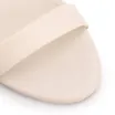 Sandália Off White Salto Fino Médio Couro Calcanhar Fechado - imagem 6