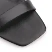 Sandália Preta Salto Bloco Médio Couro Calcanhar Fechado - imagem 6