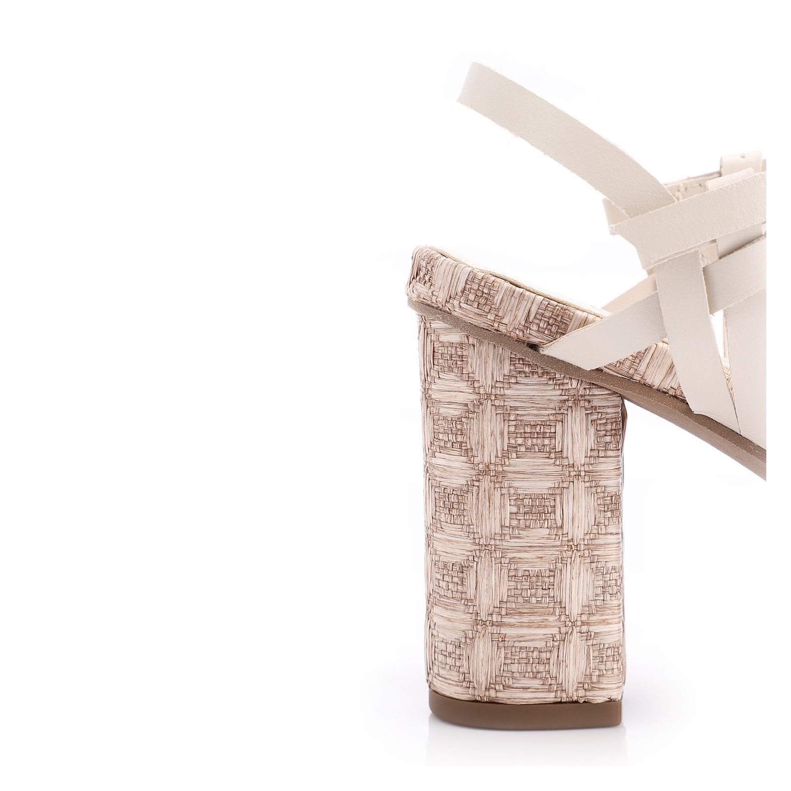 Sandália Tiras Couro/Ráfia Mosaico Off White