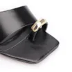 Sandália Toe Ring Couro Preto - imagem 7