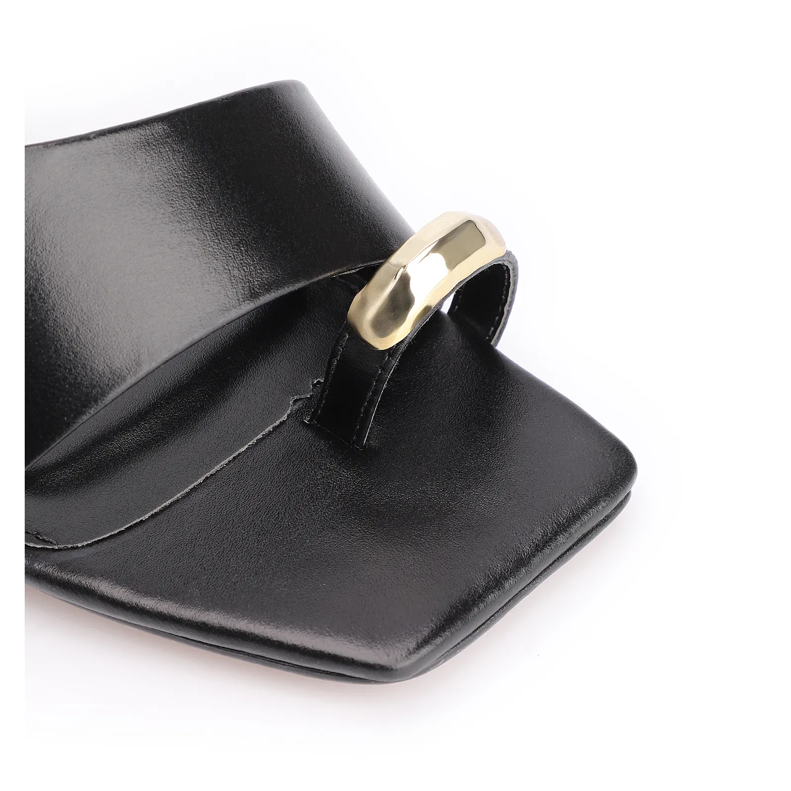Sandália Toe Ring Couro Preto