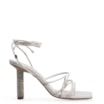 Sandália Verniz Off White - imagem 2
