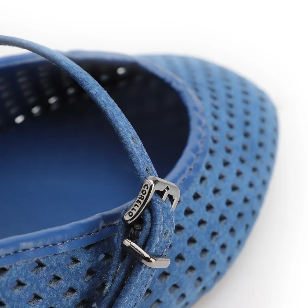 Sapatilha Azul Couro Nobuck Floater Perfuro Fivela - imagem 7