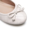 Sapatilha Basic Matelassê Verniz Soft Off White - imagem 6