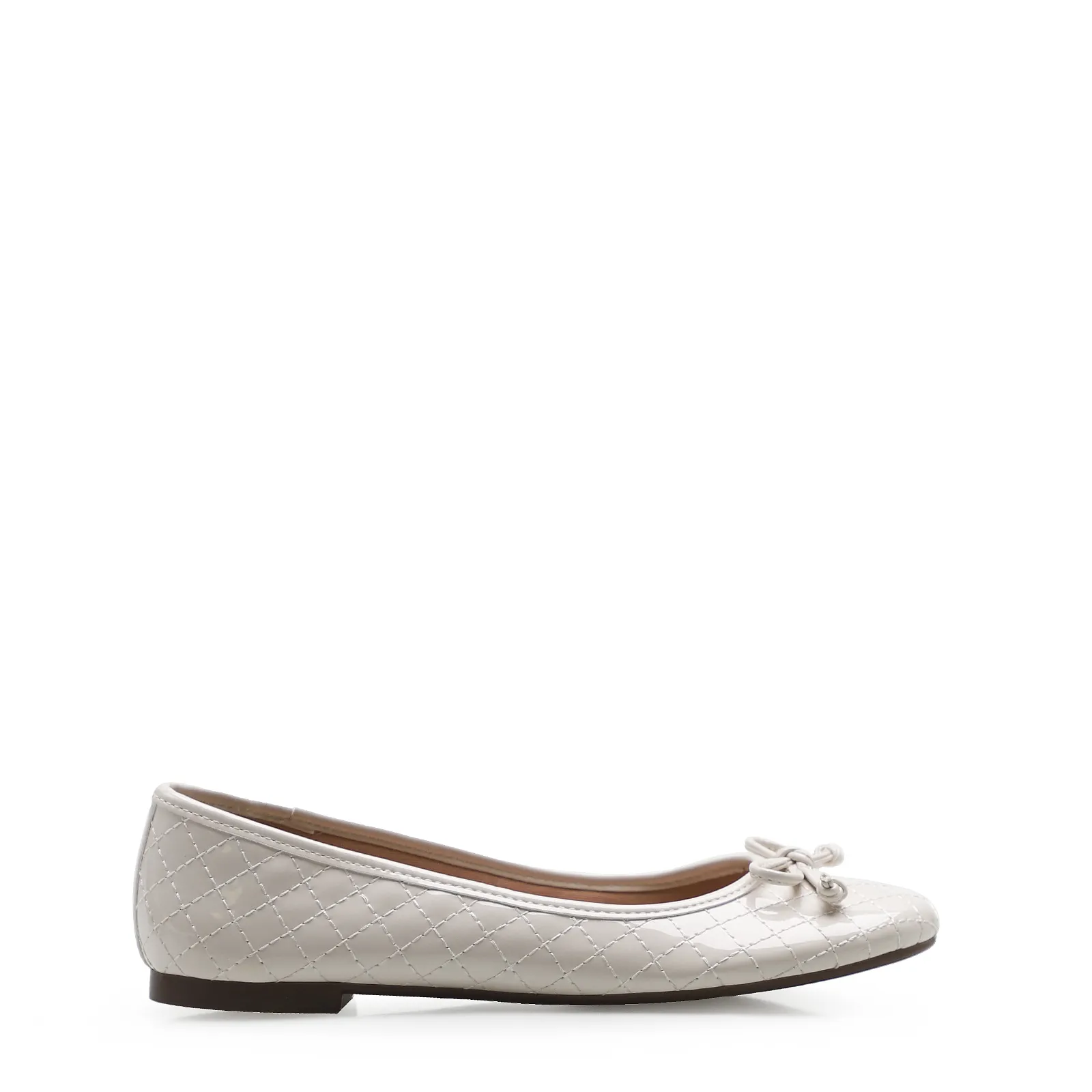 Sapatilha Basic Matelassê Verniz Soft Off White