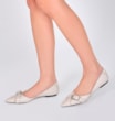 Sapatilha Couro Off White - imagem 2