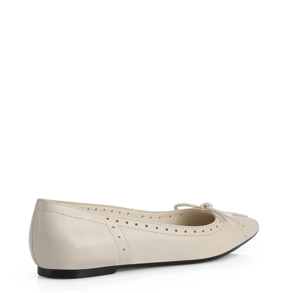 Sapatilha Couro Off White - imagem 4