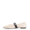 Sapatilha Esferas Couro Off White/Preto Fivela - imagem 5