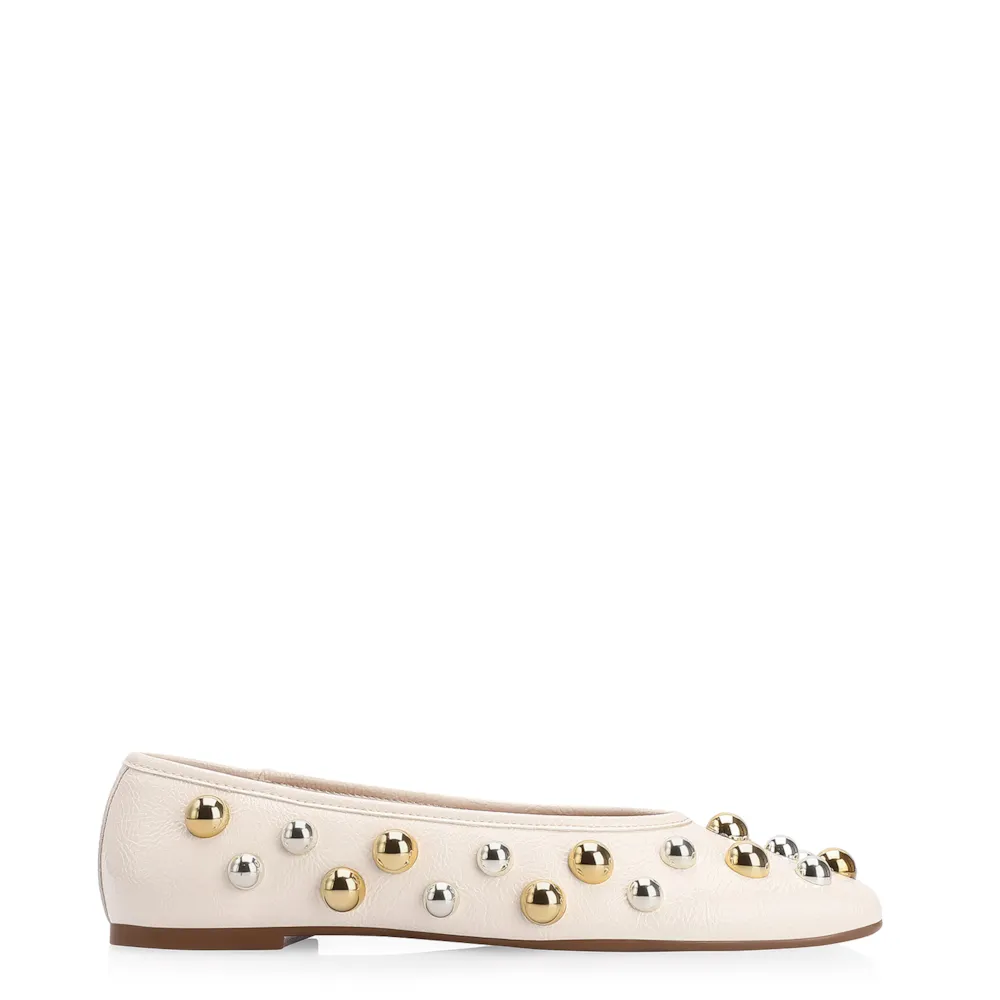 Sapatilha Esferas Verniz Off White - imagem 3