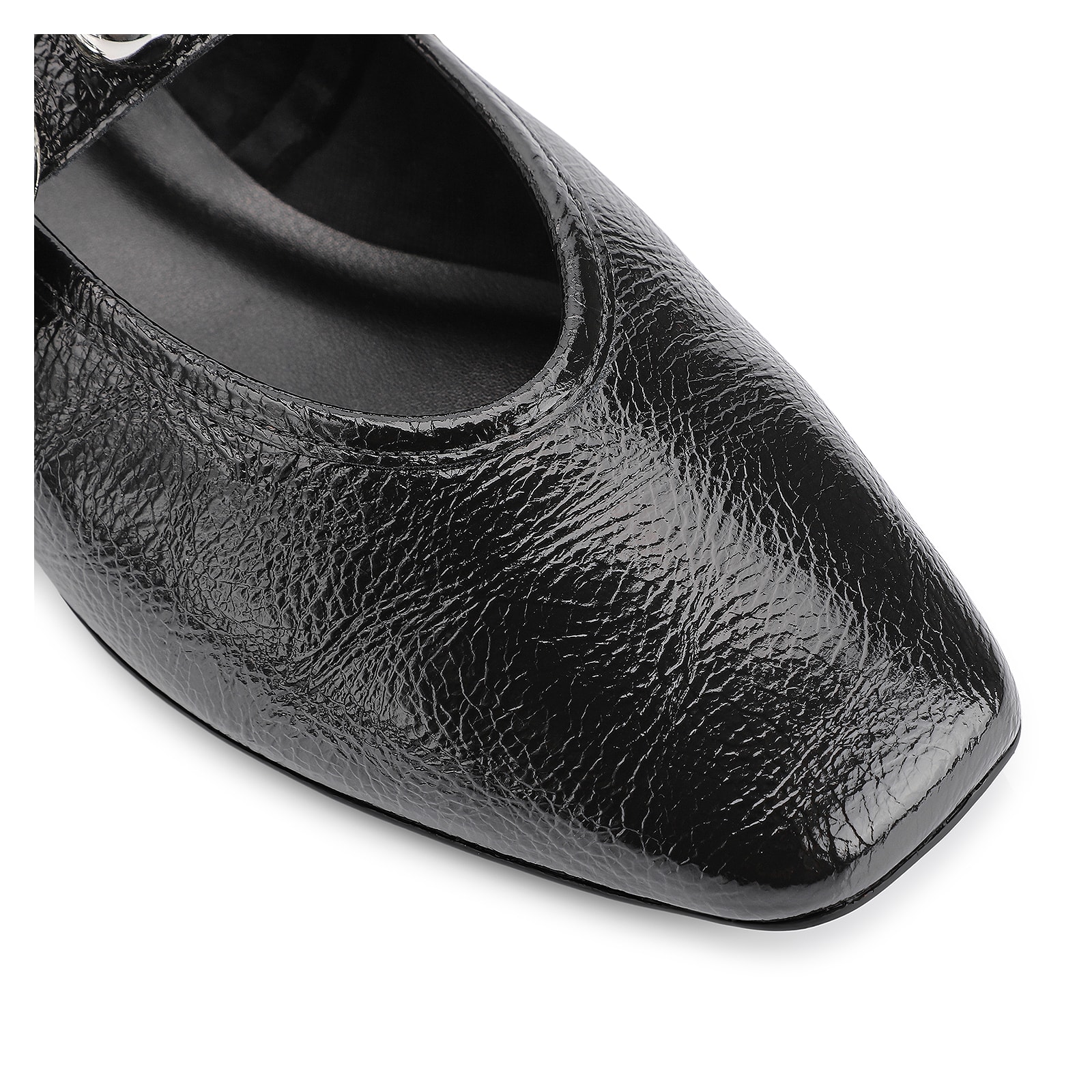 Sapatilha Esferas Verniz Preto Fivela