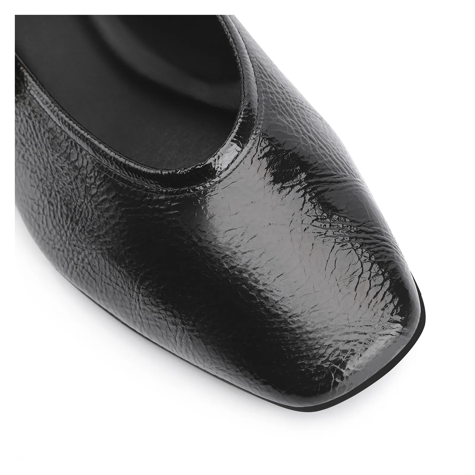 Sapatilha Esferas Verniz Preto Fivela